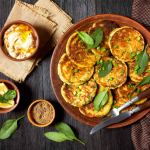 Pancakes vegan con pomodoro e funghi